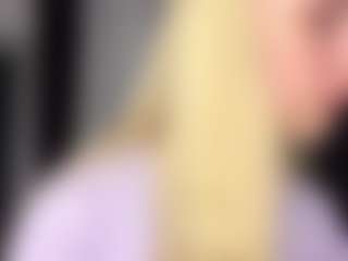 Live cam show with Aleta - Blonde Hair Petite on CamwithHer