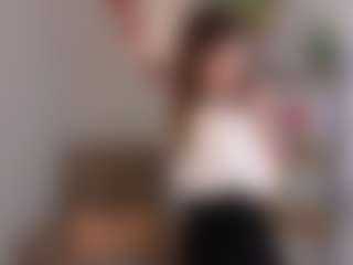 Mia's Live Sex Cam Show