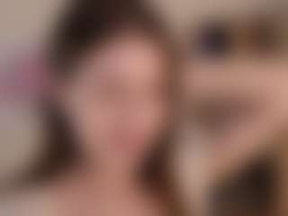 Mia's Live Sex Cam Show