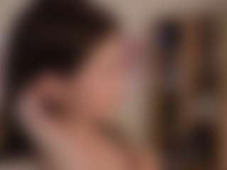 Mia's Live Sex Cam Show