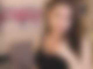 Mia's Live Sex Cam Show