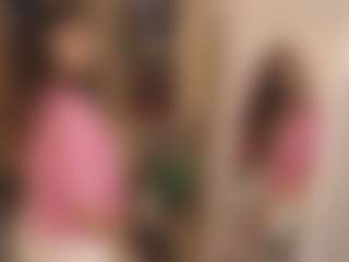 Live cam show with Mia - Gamer Athletic on CamwithHer