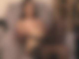 Mia's Live Sex Cam Show