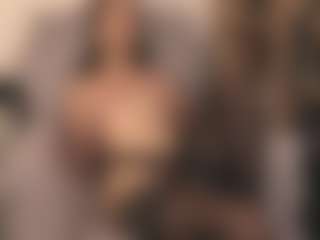 Mia's Live Sex Cam Show
