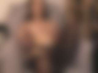 Mia's Live Sex Cam Show