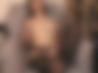 Mia's Live Sex Cam Show
