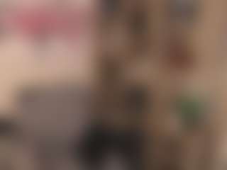 Mia's Live Sex Cam Show