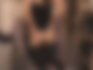 Live cam show with Mia - Blue Eyes on madthumbs