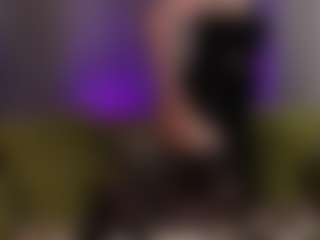 Live cam show with Mia - Blue Eyes on crypto-cams