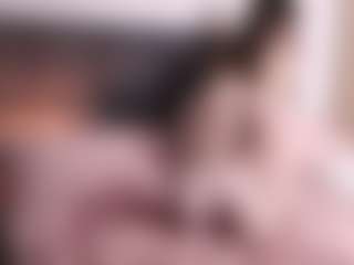 Mia's Live Sex Cam Show