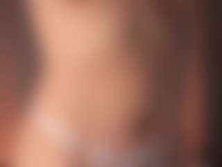 Mia's Live Sex Cam Show