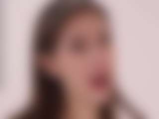 Mia's Live Sex Cam Show