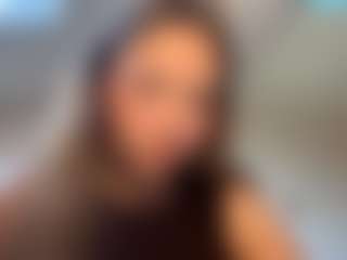 AnnikaBlacketer's Live Sex Cam Show