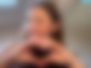 AnnikaBlacketer's Live Sex Cam Show