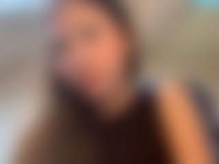 AnnikaBlacketer's Live Sex Cam Show