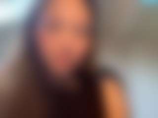 AnnikaBlacketer's Live Sex Cam Show
