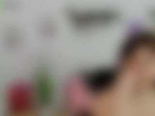 Live cam show with brooklyn-bliss - Green Eyes on Dolls Live