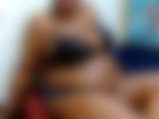 Live cam show with BustyDiva - Ebony on Uber Horny