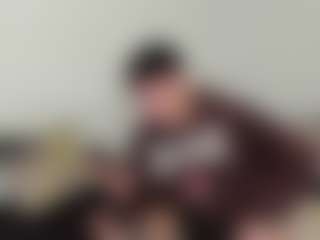 Cloe-and-Taylor's Live Sex Cam Show