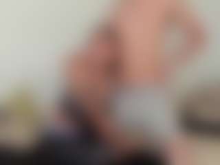 Cloe-and-Taylor's Live Sex Cam Show