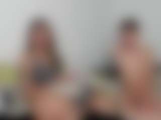 Cloe-and-Taylor's Live Sex Cam Show
