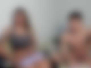 Cloe-and-Taylor's Live Sex Cam Show