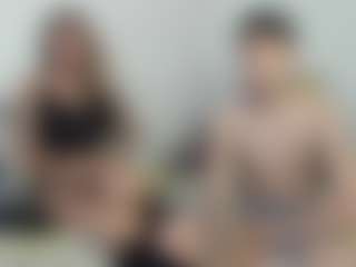 Cloe-and-Taylor's Live Sex Cam Show