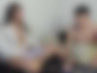Cloe-and-Taylor's Live Sex Cam Show