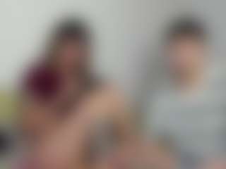 Cloe-and-Taylor's Live Sex Cam Show