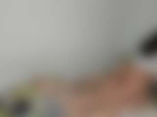Live cam show with Cloe-and-Taylor - Eating Pussy on nudelive.tv