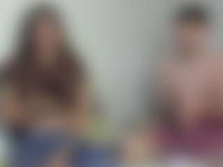 Cloe-and-Taylor's Live Sex Cam Show