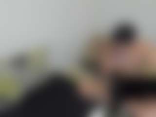 Cloe-and-Taylor's Live Sex Cam Show