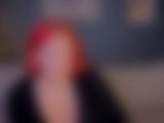 Live cam show with Emma-Davisey - Roleplay on Camsoda