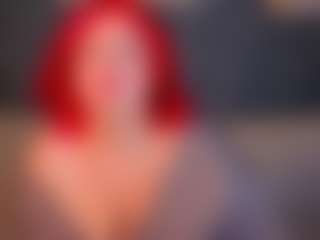 Live cam show with Emma-Davisey - Neon Hair on AdultVida.com
