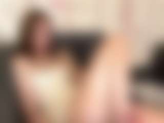 Live cam show with GeorgineKitts - Public on madthumbs