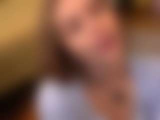 Live cam show with IsabellaVellars - Twerk on CamwithHer