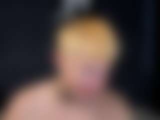 Live cam show with JonnyDarkk - Average on Camsoda Late Night