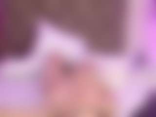 JulietteMoretti's Live Sex Cam Show