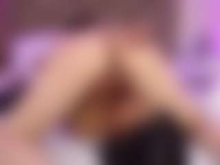 JulietteMoretti's Live Sex Cam Show