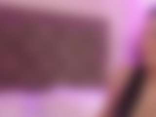 JulietteMoretti's Live Sex Cam Show
