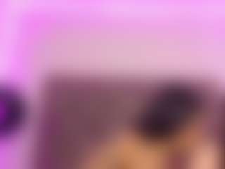Live cam show with JulietteMoretti - Wet on livesexfox.com
