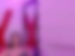 Live cam show with JulietteMoretti - Natural on Camsoda