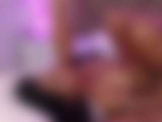 JulietteMoretti's Live Sex Cam Show