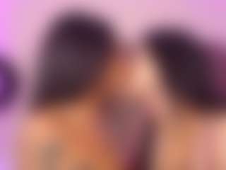 JulietteMoretti's Live Sex Cam Show