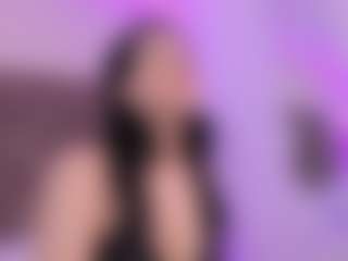 JulietteMoretti's Live Sex Cam Show