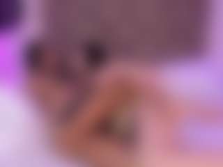 Live cam show with JulietteMoretti - Strapon on xblisslive.com