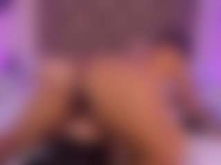 JulietteMoretti's Live Sex Cam Show