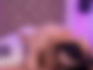 Live cam show with JulietteMoretti - Cum In Pussy on Camming Site
