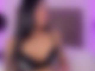 Live cam show with JulietteMoretti - Teen (18+) on CamSextacy
