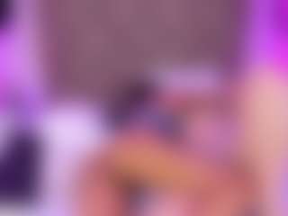 Live cam show with JulietteMoretti - Body Massage on mypornchat.com